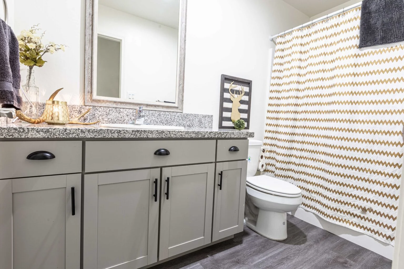 Tranquil Oasis — Bathroom 1