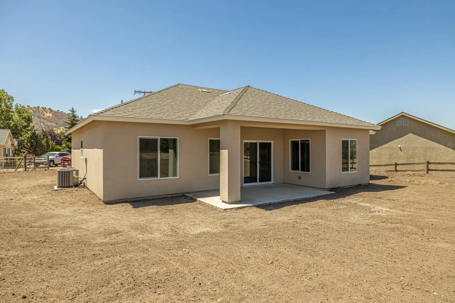 Sunset Retreat — Rear exterior — alternate view
